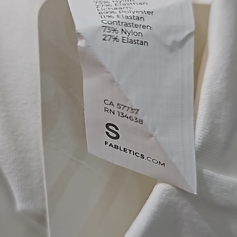 NWT Fabletics White Flounce Skort - Picture 8 of 8